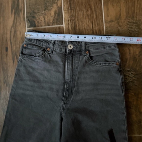 Grey Wash Baggy Jeans - Picture 5 of 7